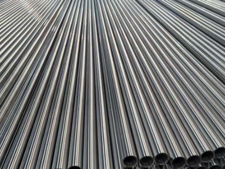 聚鑫联实业研发生产出拥有钢管车及赛车防滚架铬钼钢冷拔无缝钢管